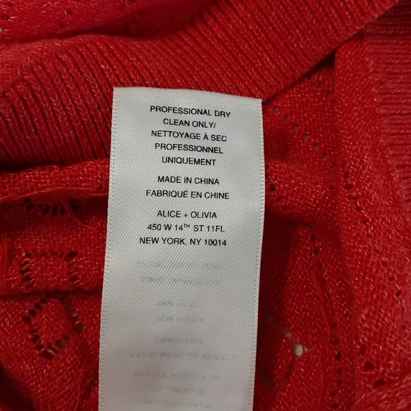 Alice & Olivia Short Sleeve Sweater - Picture 5 of 7